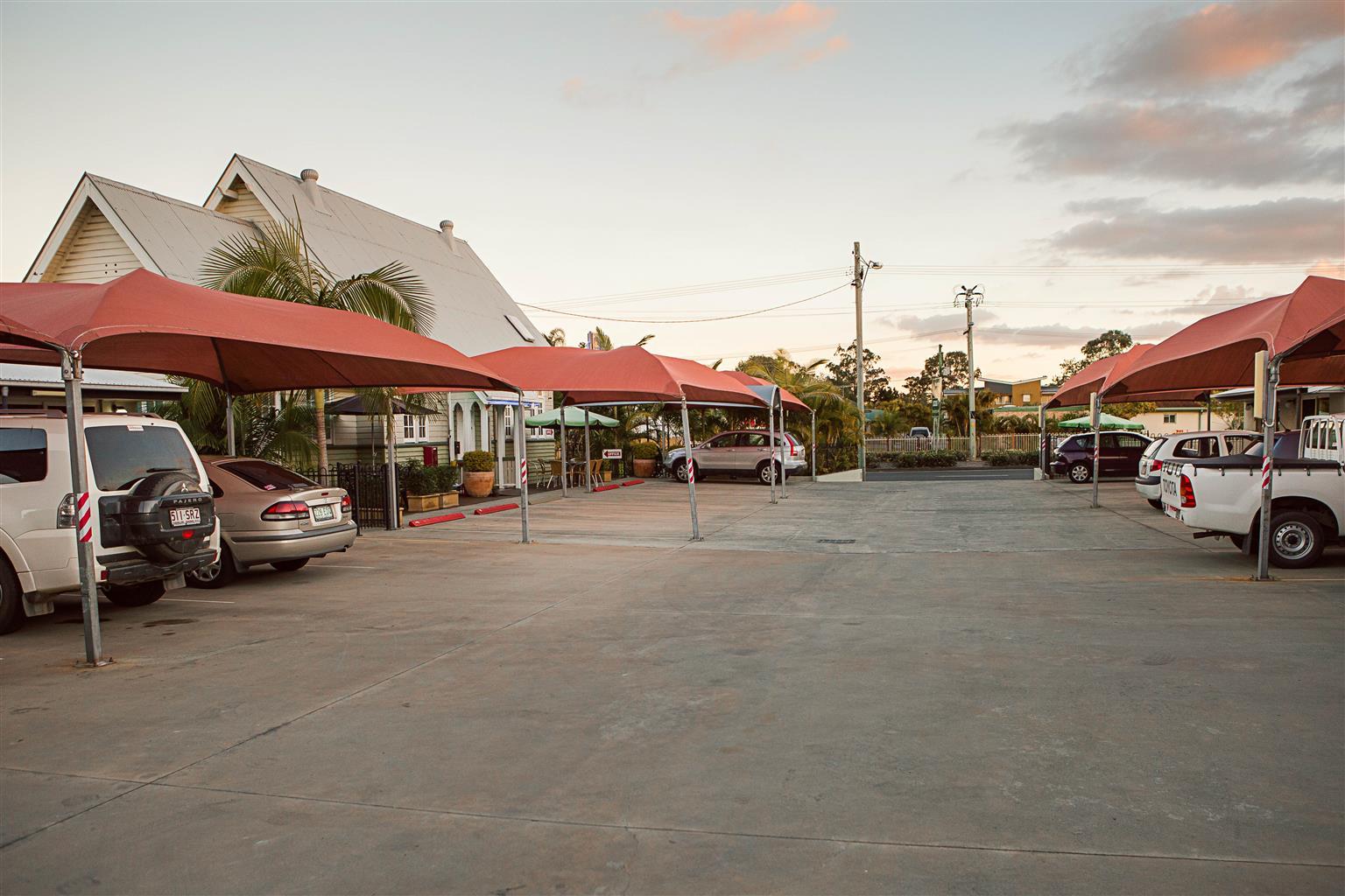 Caboolture Central Motor Inn, Sure Stay Collection By BW Exterior photo
